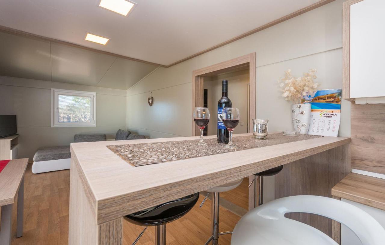Mobile Home Rock Rose 1 Ткон Екстериор снимка